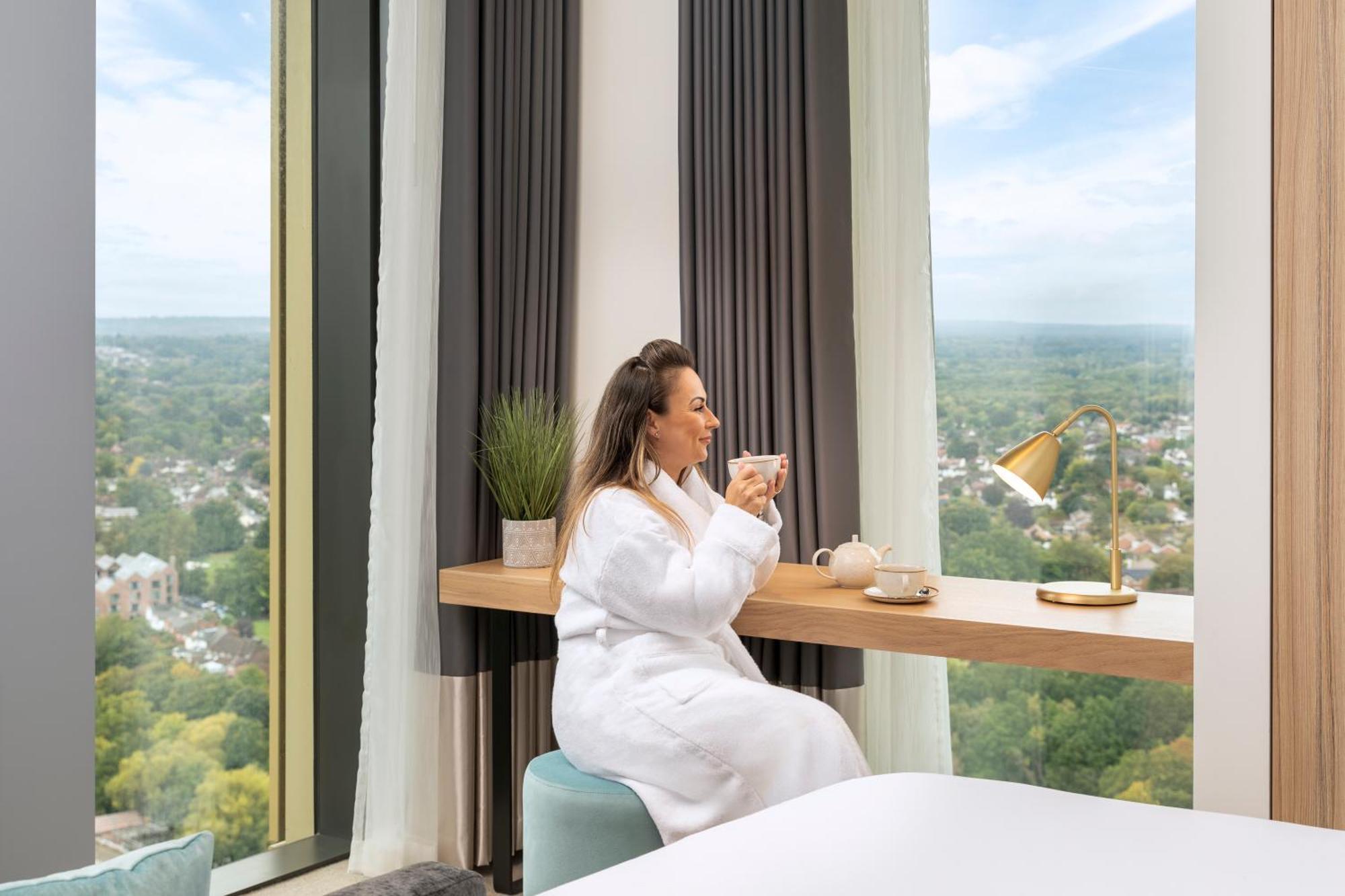 Hilton Woking酒店 外观 照片