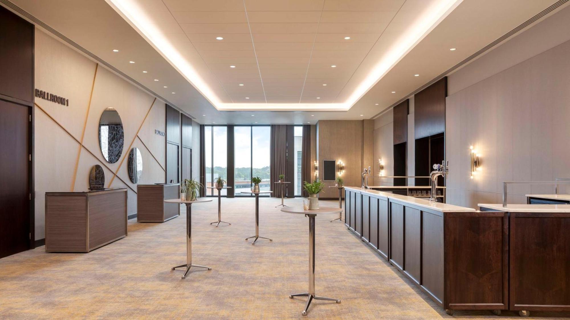 Hilton Woking酒店 外观 照片