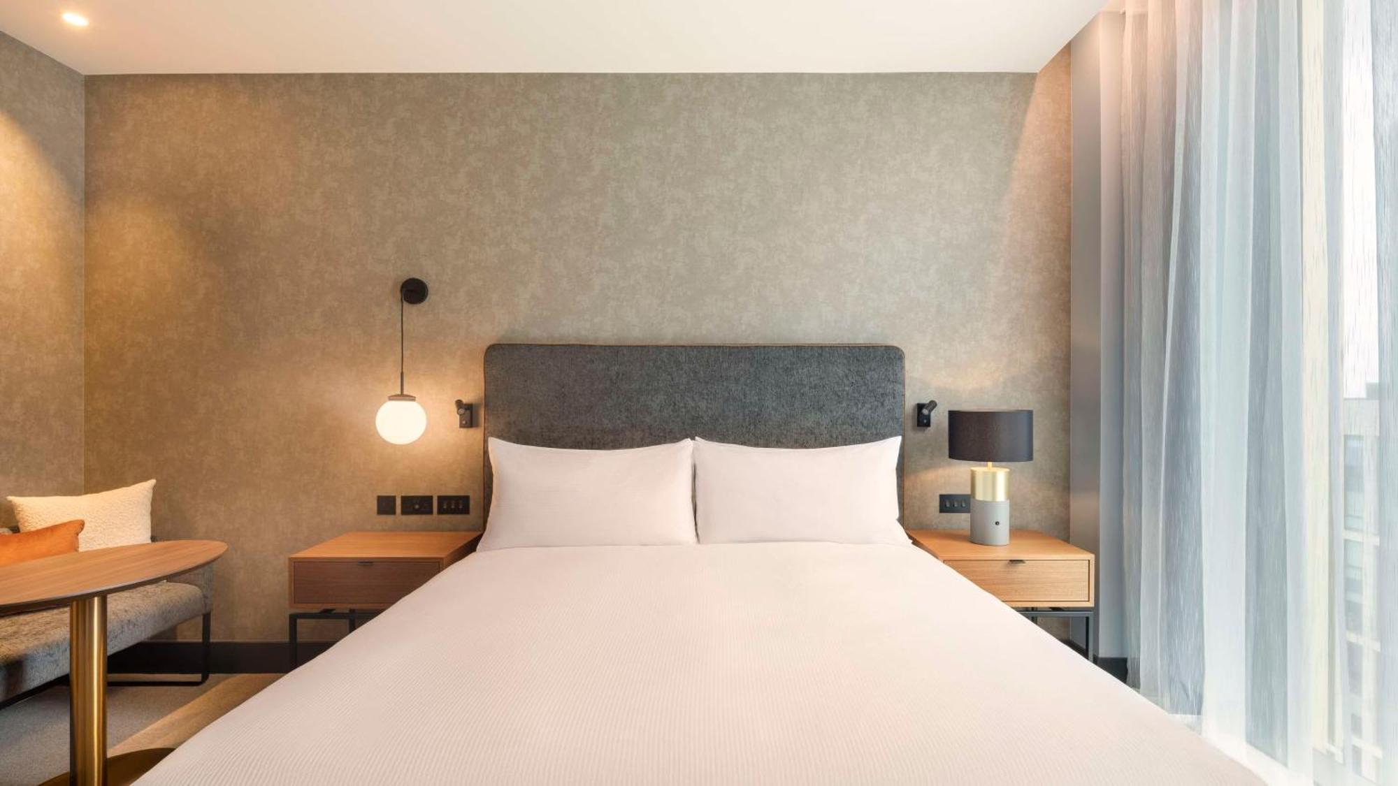 Hilton Woking酒店 外观 照片