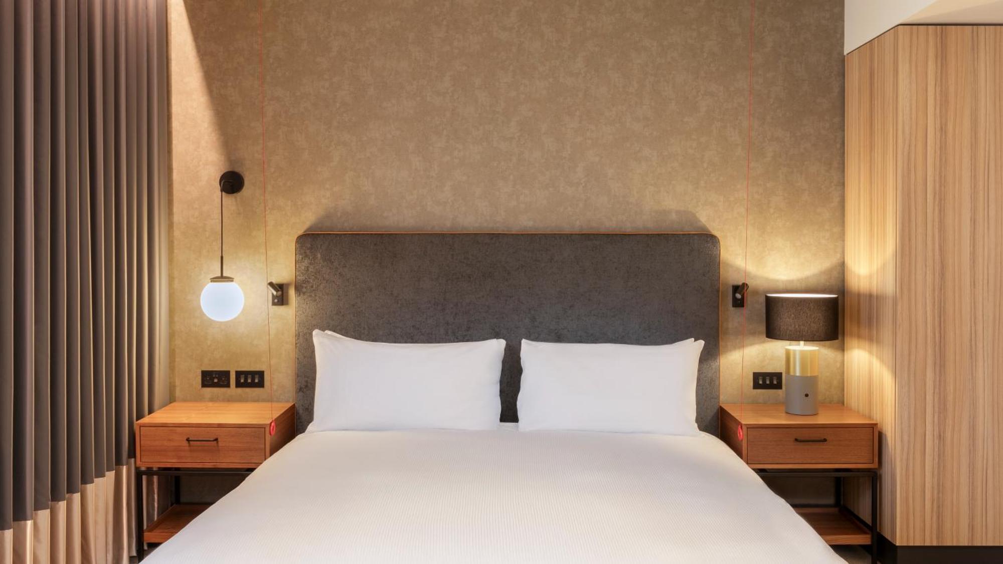 Hilton Woking酒店 外观 照片