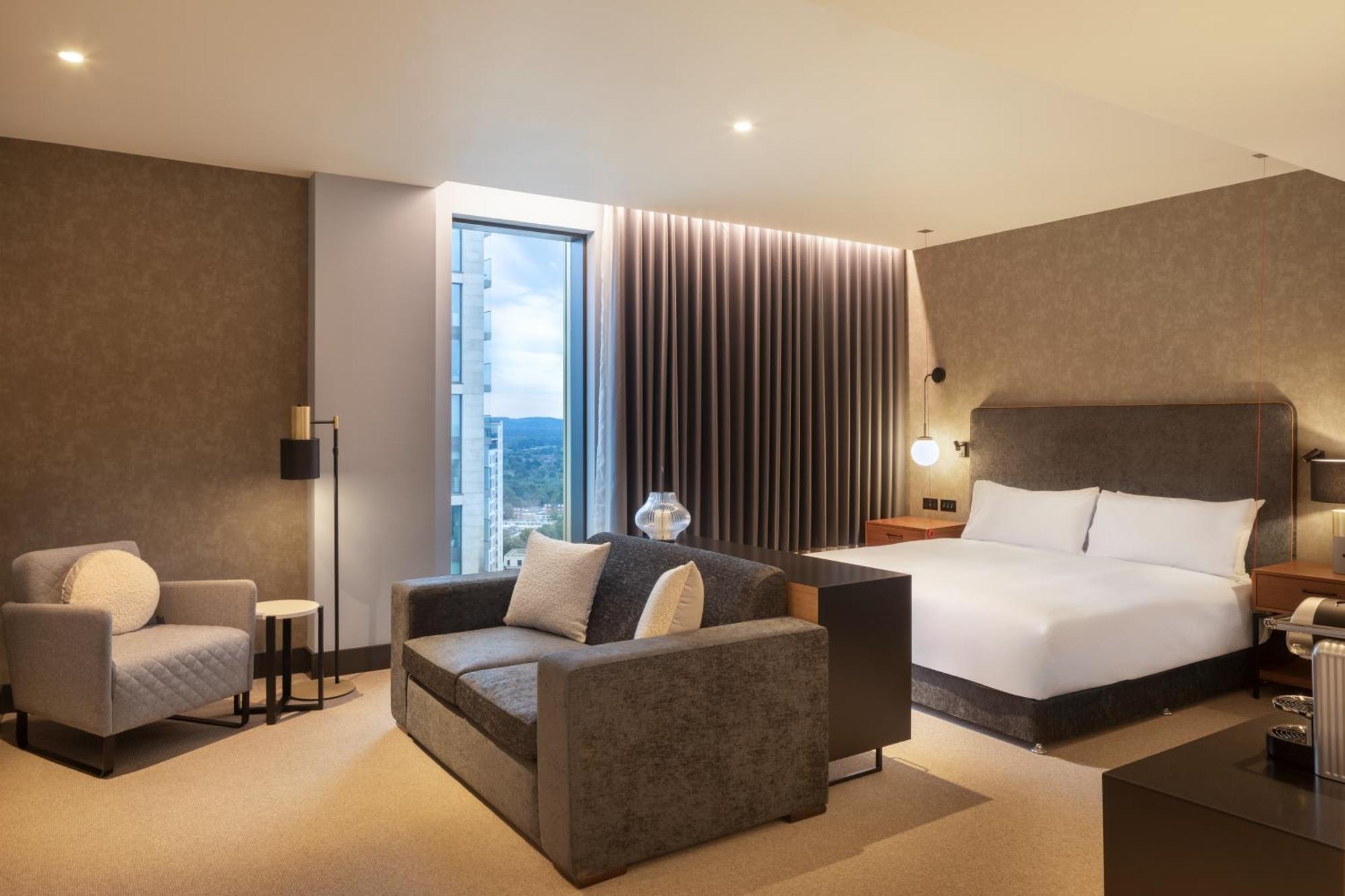 Hilton Woking酒店 外观 照片