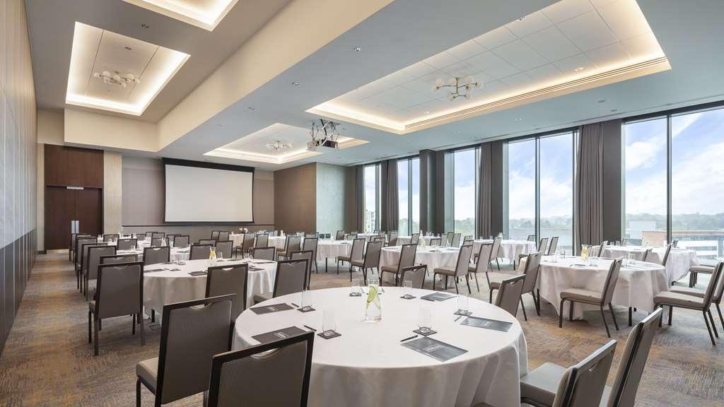 Hilton Woking酒店 设施 照片