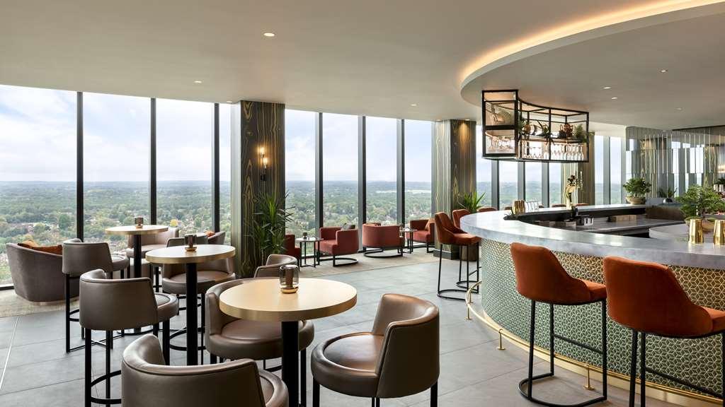 Hilton Woking酒店 餐厅 照片